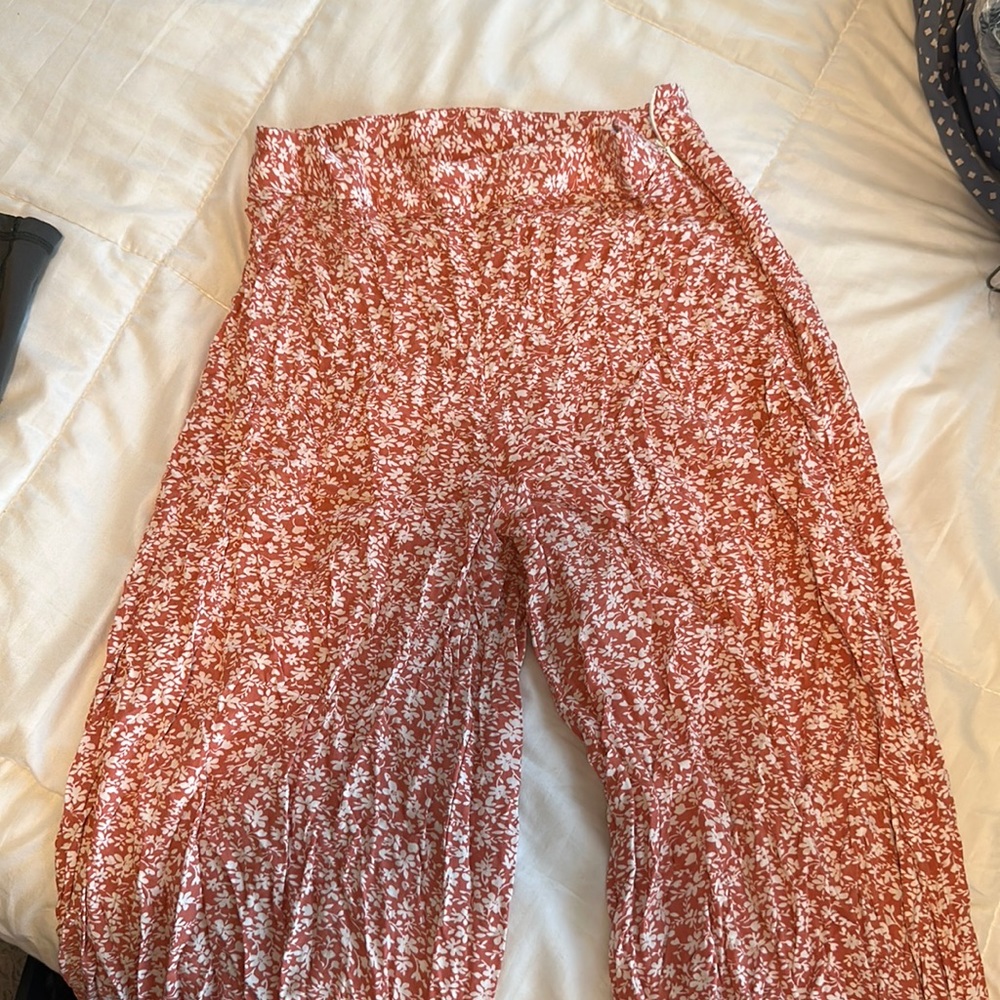 flower pants!